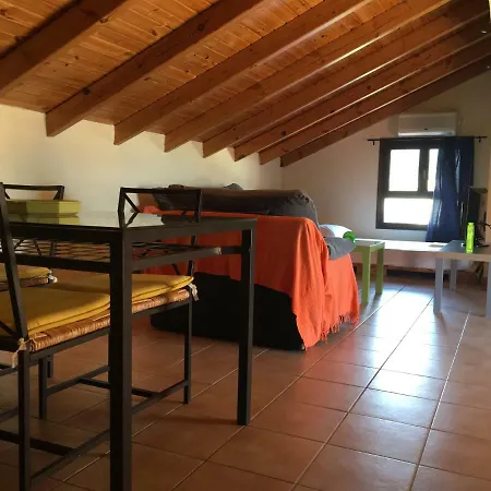 Seafront Cozy Loft Apartament Eratini